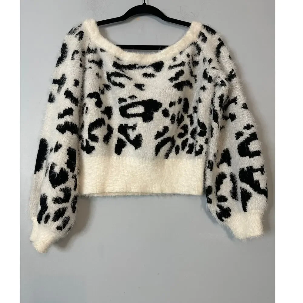Blue Blush Leopard Print Crop Sweater - White Black - Small